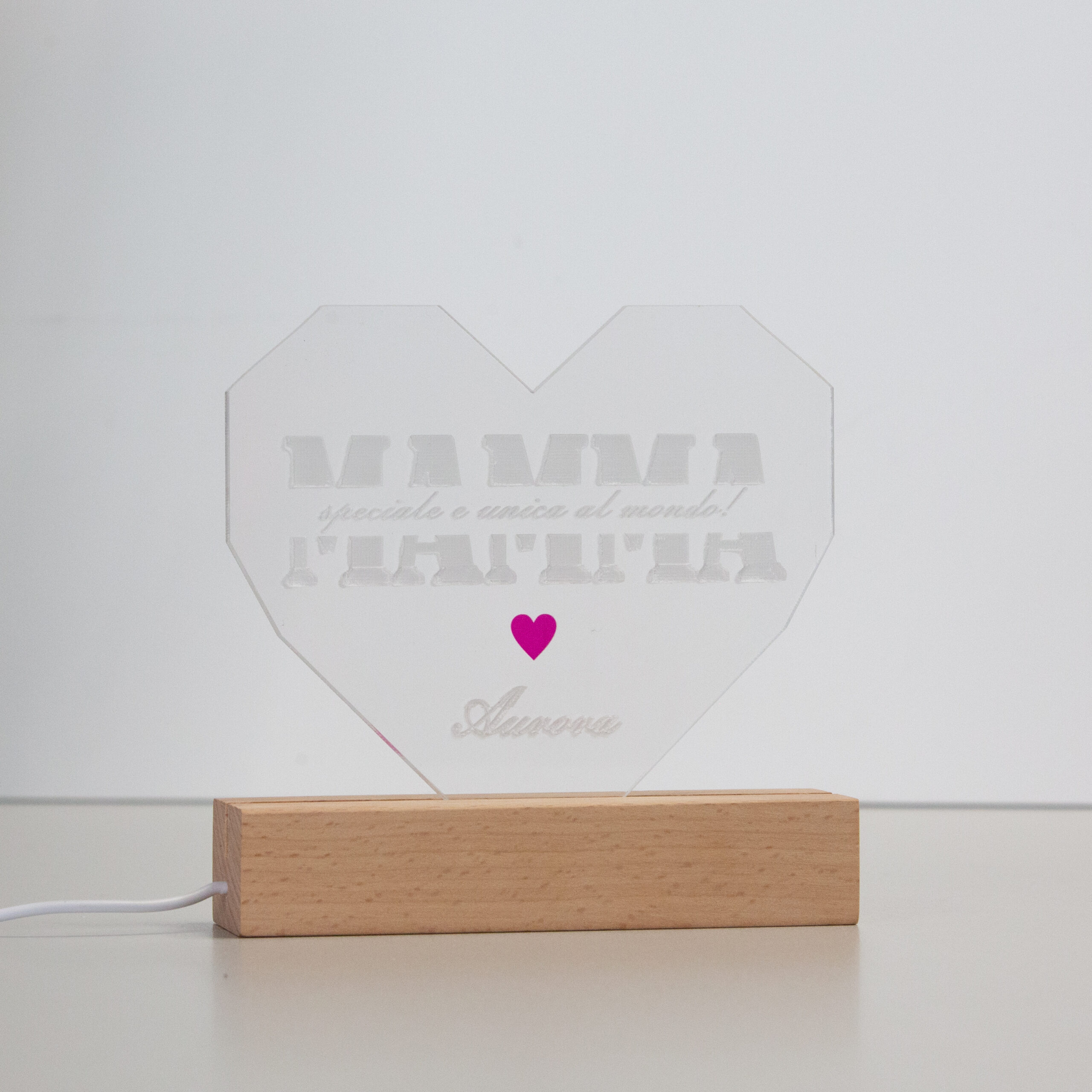 Lampada da Tavolo in Plexiglass - Cuore squadrato - immagine 2